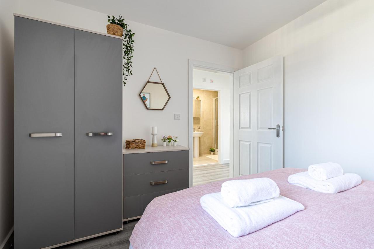 Top Floor Apartment With Private Balcony In Stockport Centre By Hass Haus Eksteriør bilde
