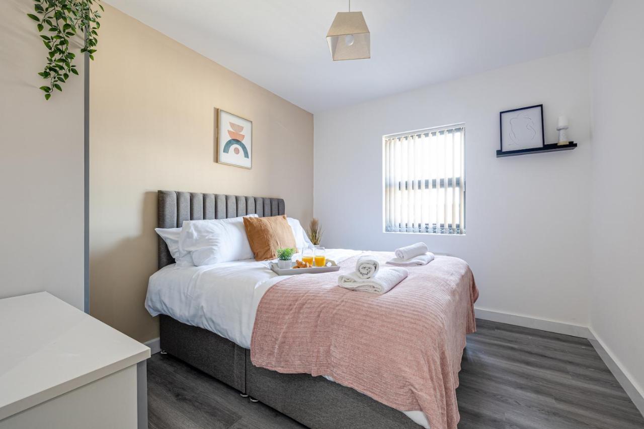 Top Floor Apartment With Private Balcony In Stockport Centre By Hass Haus Eksteriør bilde