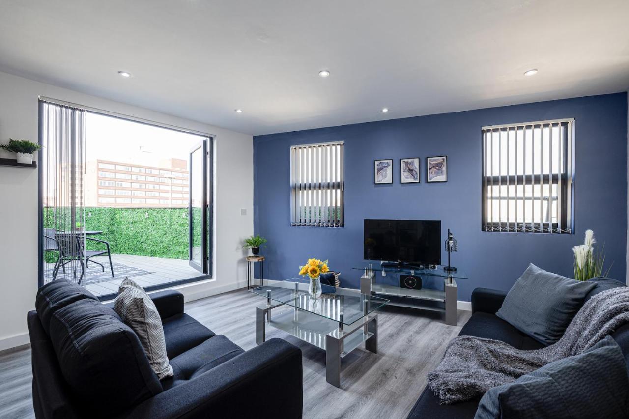 Top Floor Apartment With Private Balcony In Stockport Centre By Hass Haus Eksteriør bilde