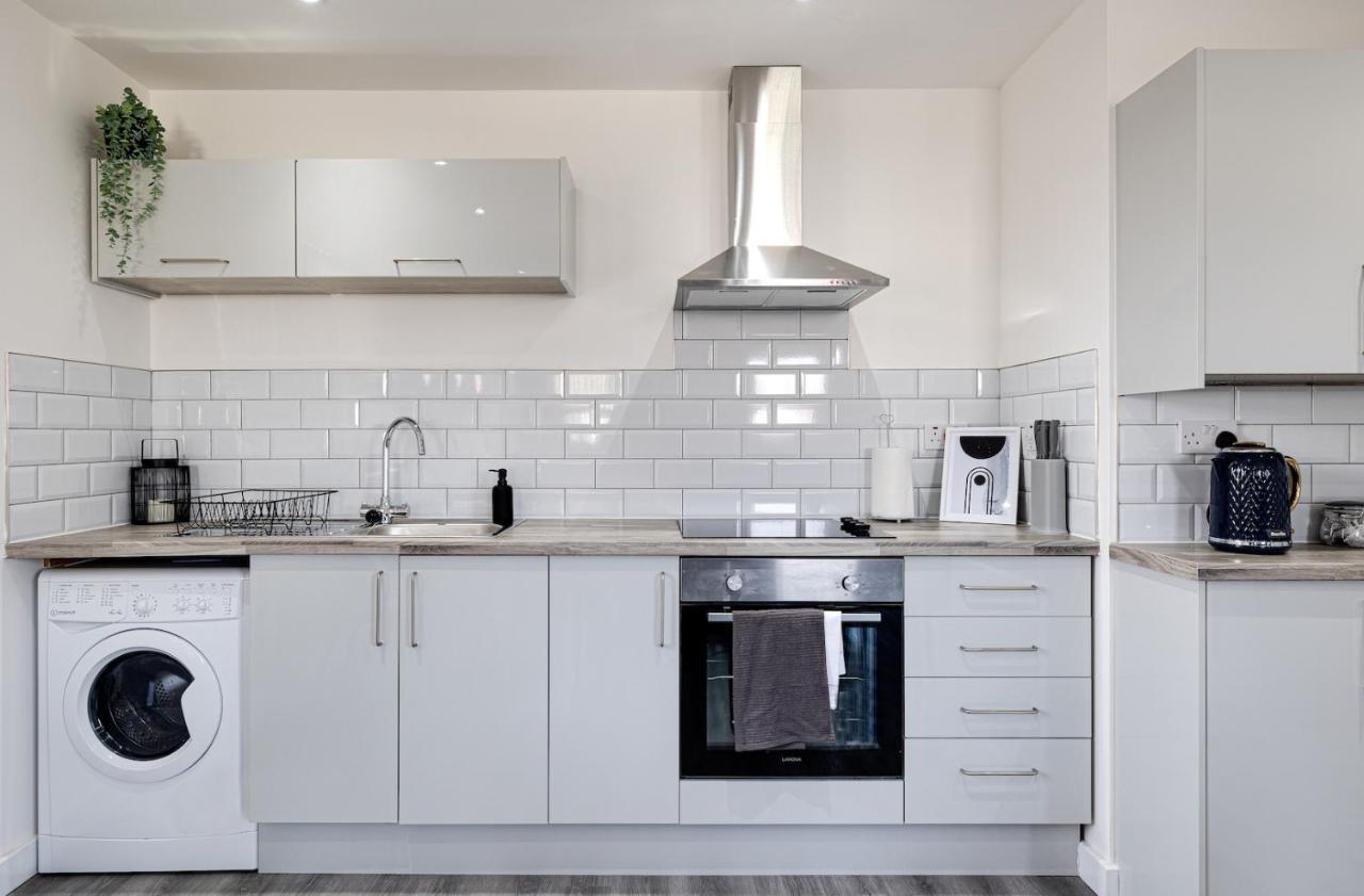 Top Floor Apartment With Private Balcony In Stockport Centre By Hass Haus Eksteriør bilde