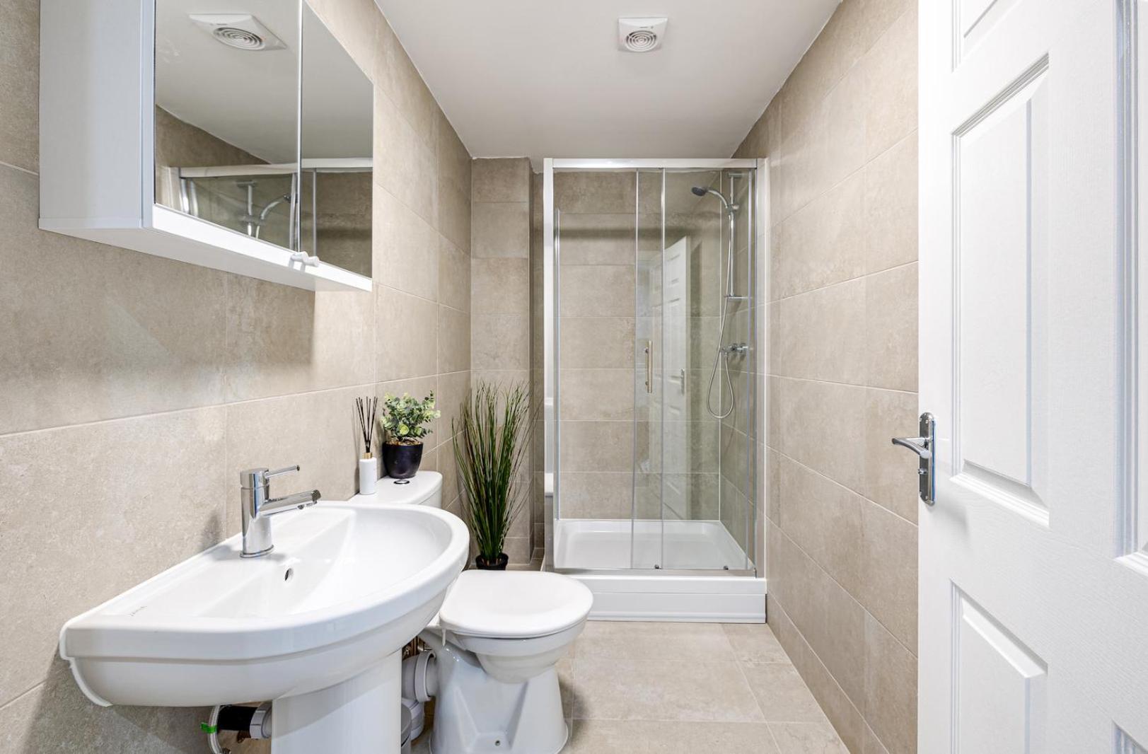 Top Floor Apartment With Private Balcony In Stockport Centre By Hass Haus Eksteriør bilde